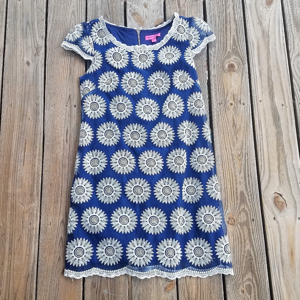Betsey Johnson Floral Lace Shift Dress